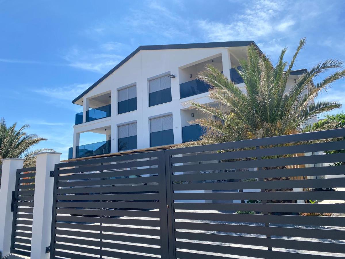Apartment Vila Lina Vir Exterior foto